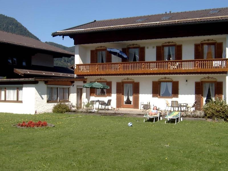 Apartamento Haus Alpenblick Inkl. Chiemgaukarte Ruhpolding Exterior foto